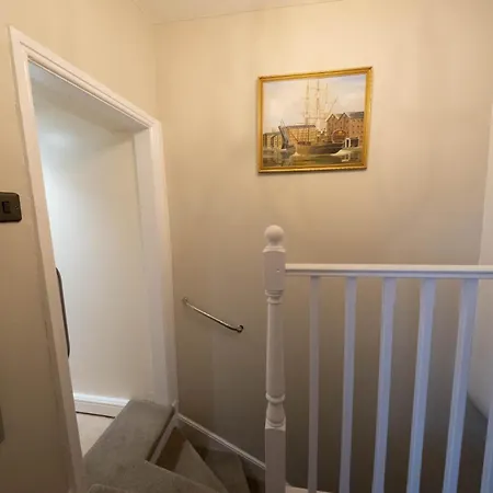 بيت للعطل Scoresby Crows Nest -